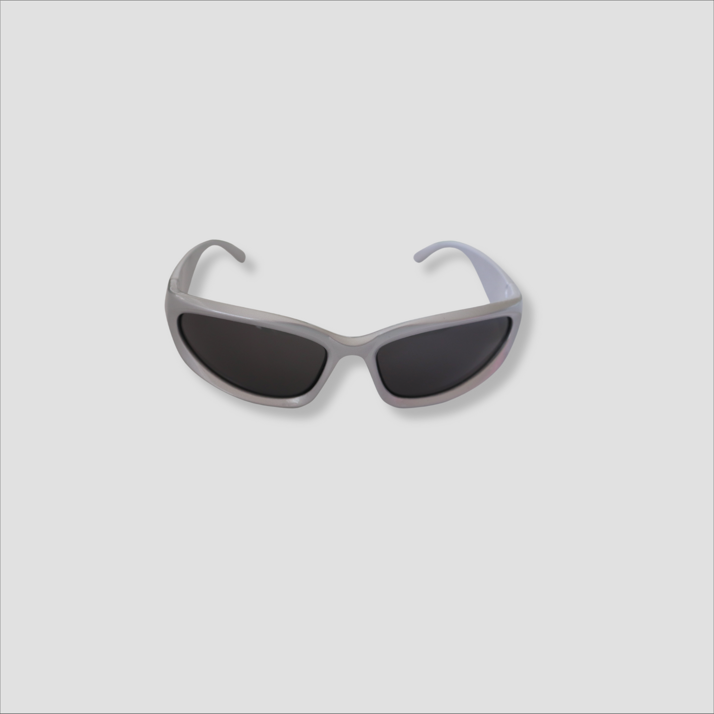 Distinction Shades